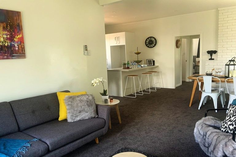 Photo of property in 329 Kihikihi Road, Te Awamutu, 3800