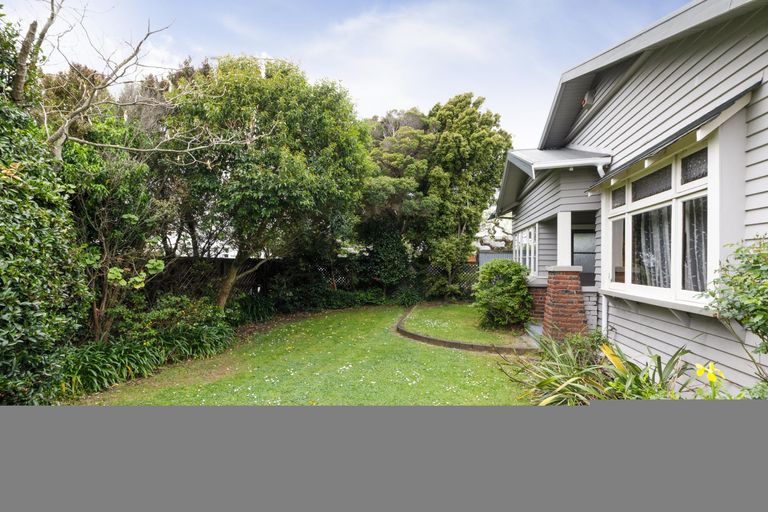 Photo of property in 248 Grey Street, Palmerston North, 4414