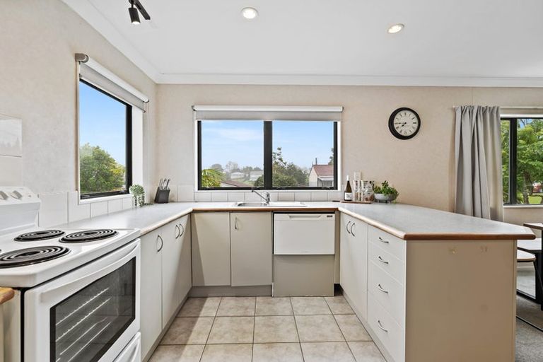 Photo of property in 9 Glover Place, Onerahi, Whangarei, 0110