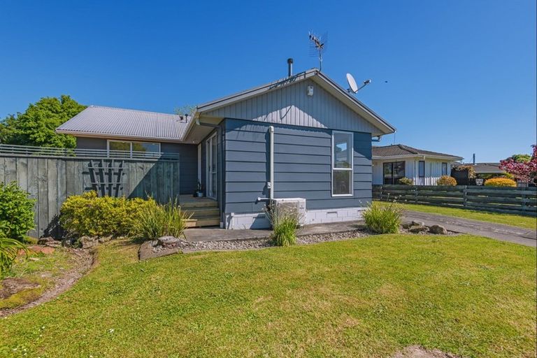 Photo of property in 68 Carter Crescent, Awapuni, Palmerston North, 4412
