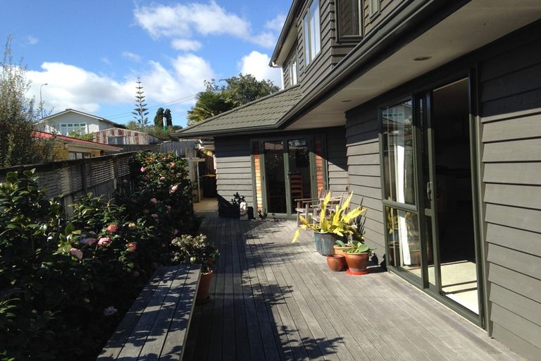 Photo of property in 105a Ridge Road, Howick, Auckland, 2014