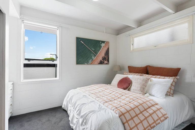 Photo of property in 3/20 Selwyn Road, Cockle Bay, Auckland, 2014