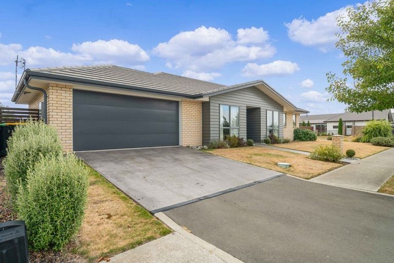 Photo of property in 3 Farnborough Way, Rolleston, 7615