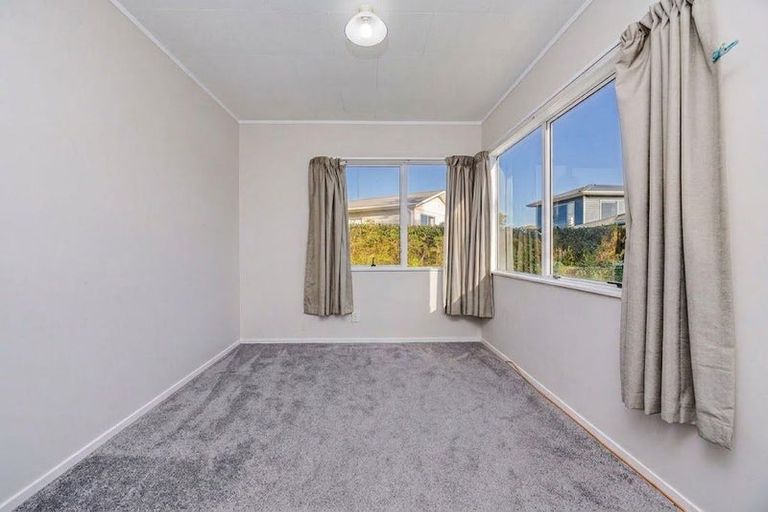 Photo of property in 95 Sykes Road, Weymouth, Auckland, 2103