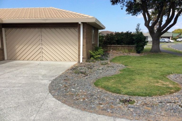 Photo of property in 38 Pacific View Road, Papamoa Beach, Papamoa, 3118