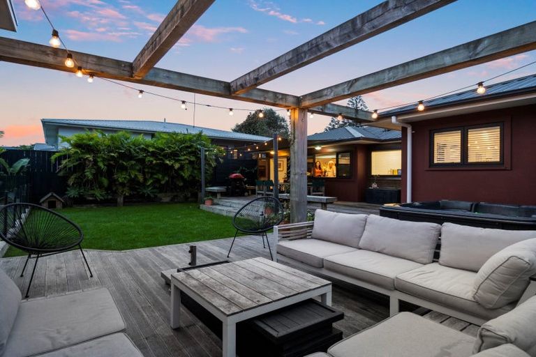 Photo of property in 166 Valley Road, Mount Maunganui, 3116