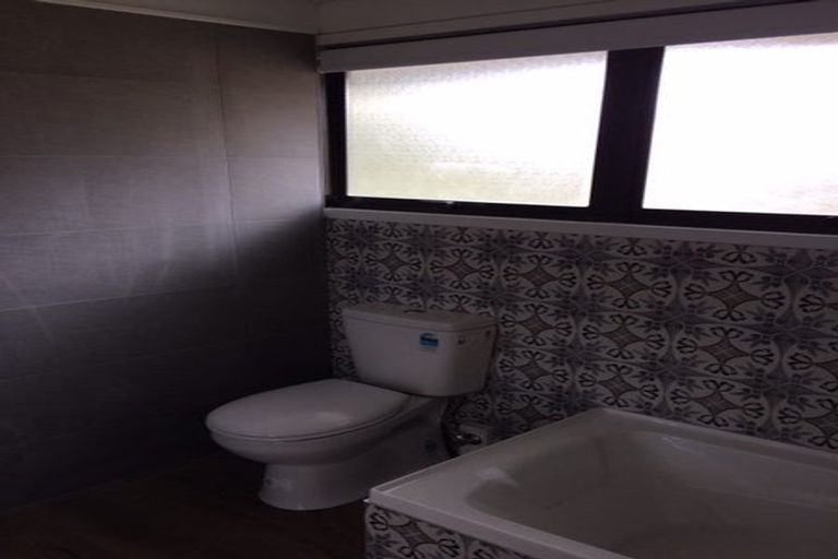 Photo of property in 11 Hyde Road, Clevedon, Papakura, 2582