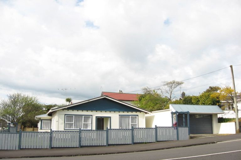 Photo of property in 45 Cutfield Road, New Plymouth, 4310