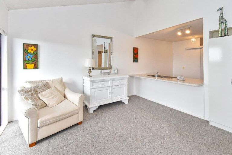 Photo of property in 5/151 Kitchener Road, Pukekohe, 2120