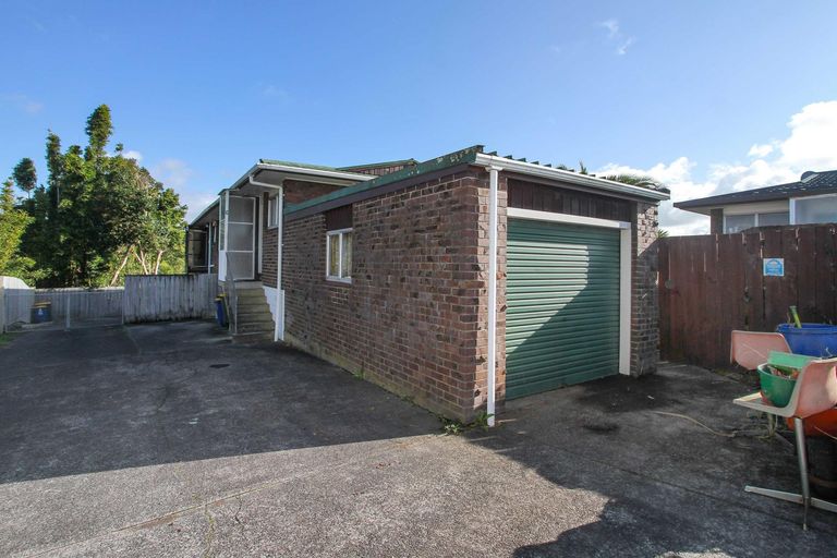 Photo of property in 5/38 Kirrie Avenue, Te Atatu South, Auckland, 0610