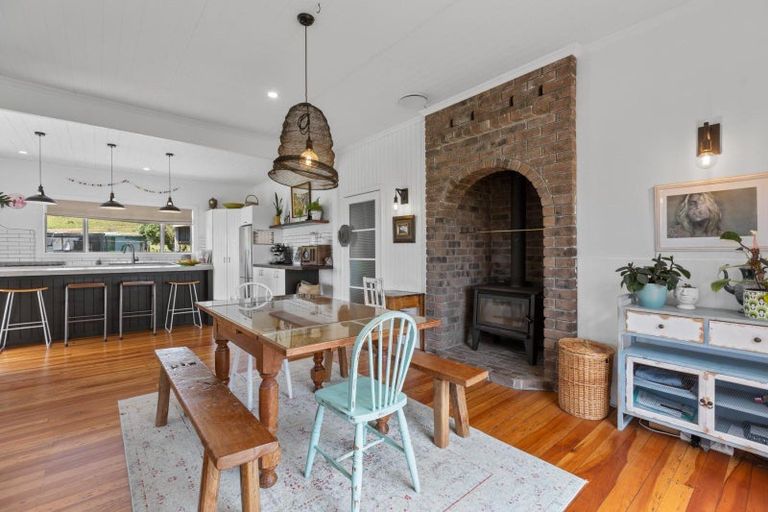 Photo of property in 826 Mokau Road, Mimi, Urenui, 4377