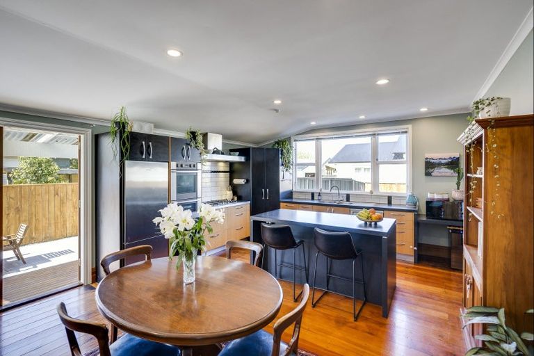 Photo of property in 405 Park Road North, Parkvale, Hastings, 4122