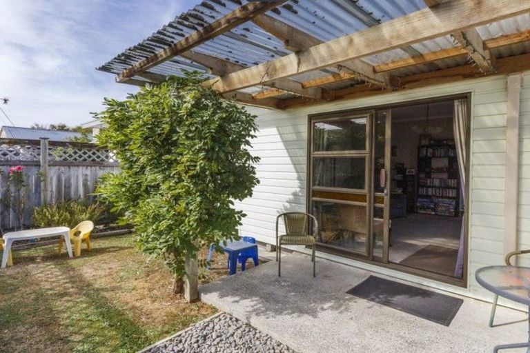 Photo of property in 11 Sandstrom Grove, Feilding, 4702