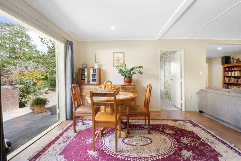 Photo of property in 1021 Old North Road, Waimauku, 0882