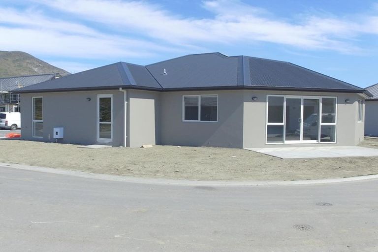 Photo of property in 48 Peterley Road, Lower Shotover, Queenstown, 9304