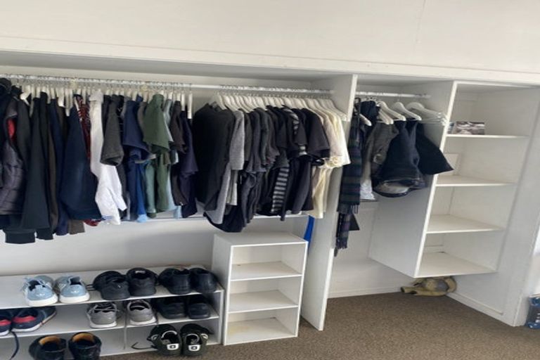 Photo of property in 1/20 Aotearoa Terrace, Murrays Bay, Auckland, 0630