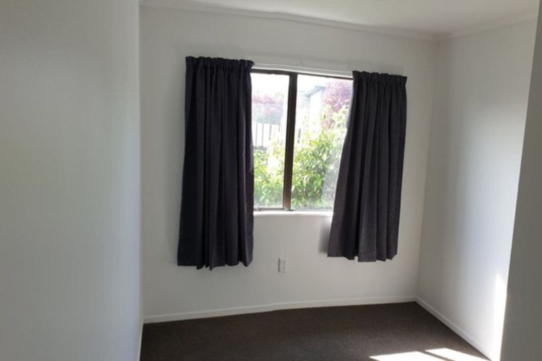 Photo of property in 3a Mahana Road, St Andrews, Hamilton, 3200