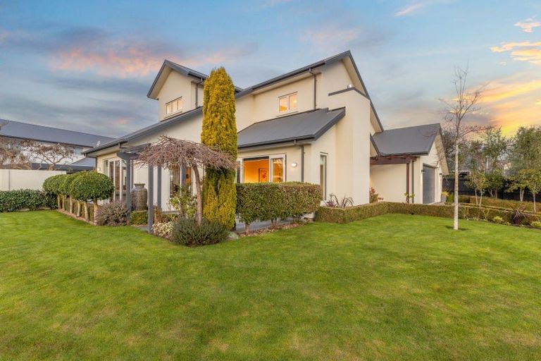 Photo of property in 17 Timberlands Terrace, Parklands, Christchurch, 8083