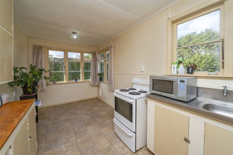 Photo of property in 53 Fairfield Road, Hawera, 4610