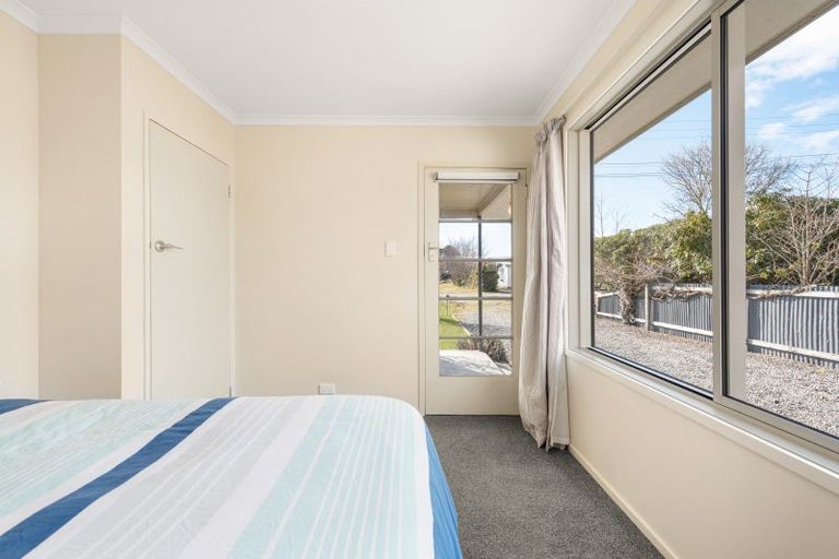 Photo of property in 42 Newburn Street, Waikaia, 9778