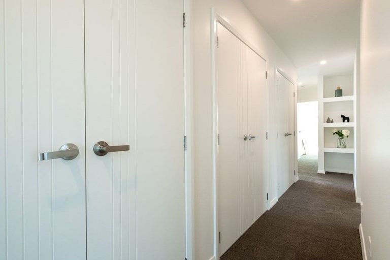 Photo of property in 13 Grooby Place, Havelock North, 4130