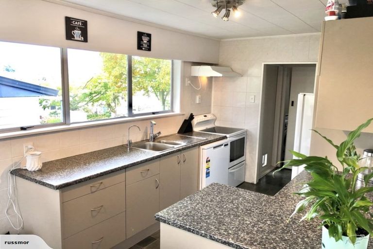 Photo of property in 1 Walmsley Street, Kihikihi, Te Awamutu, 3800