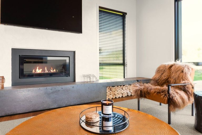 Photo of property in 14 The Fairways, Kinloch, Taupo, 3377