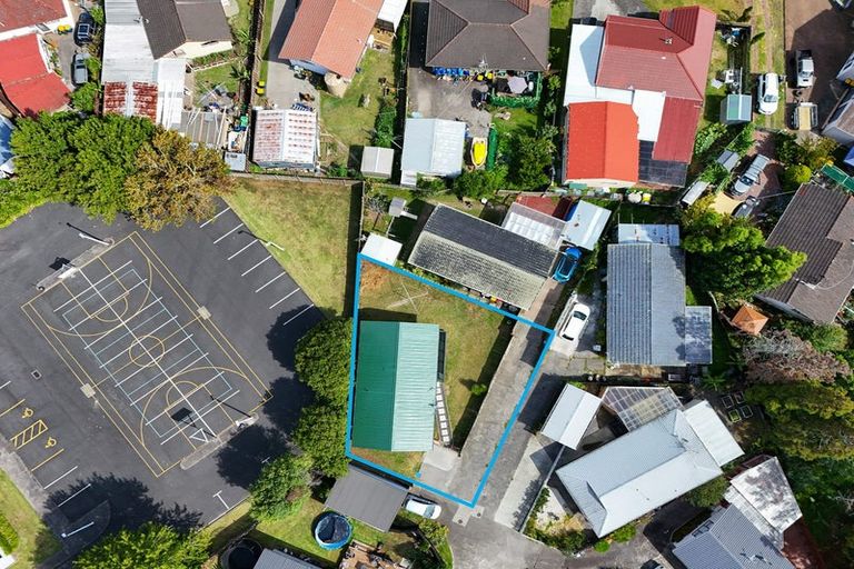 Photo of property in 1/164 Universal Drive, Henderson, Auckland, 0610