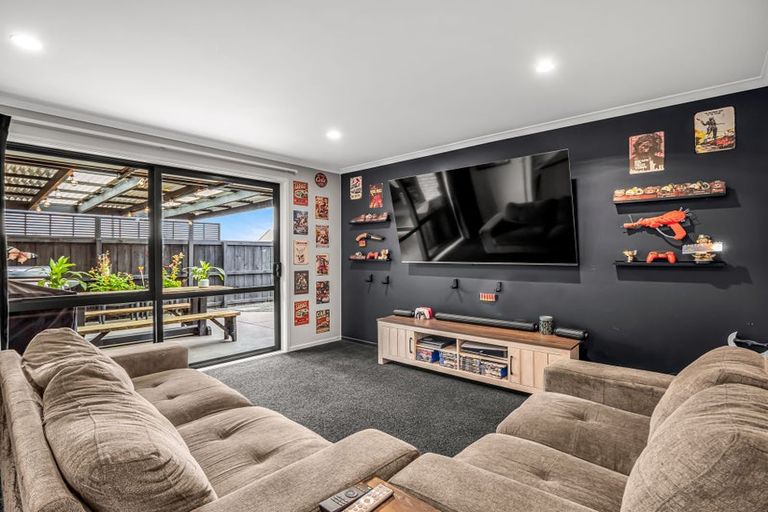 Photo of property in 6 Joy Place, Rolleston, 7614