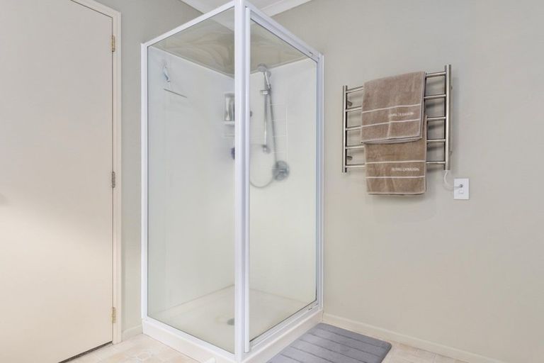 Photo of property in 42 Highfields Drive, Katikati, 3129