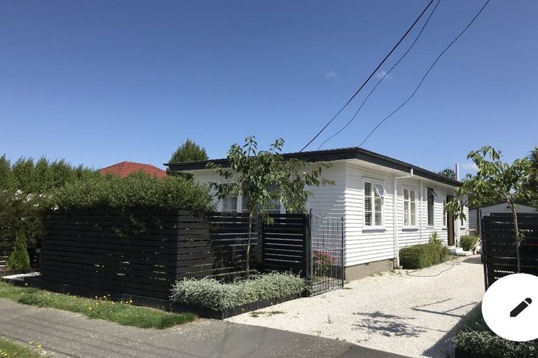 Photo of property in 239 Weston Road, St Albans, Christchurch, 8052
