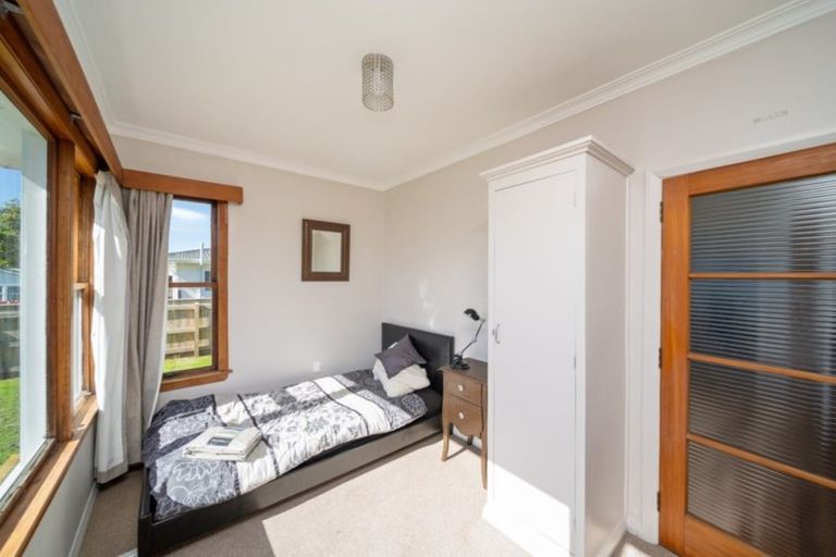 Photo of property in 10 Seyton Street, Stratford, 4332