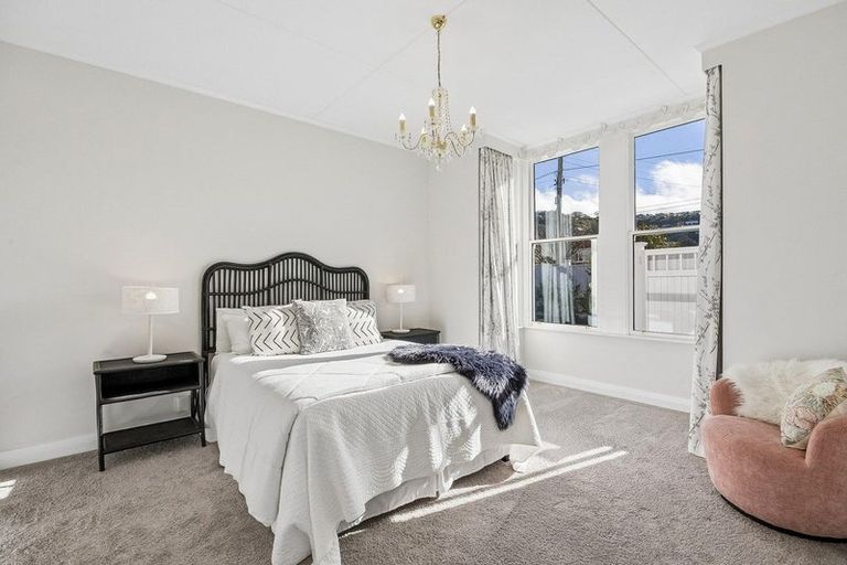 Photo of property in 17 Sandringham Street, Saint Clair, Dunedin, 9012