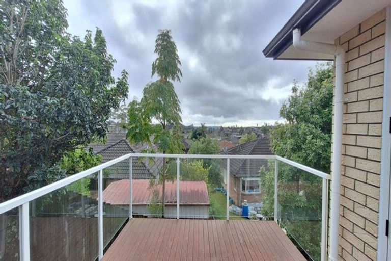 Photo of property in 3a Pittville Place, Henderson, Auckland, 0612
