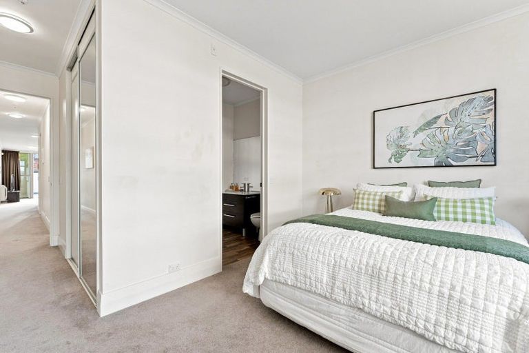 Photo of property in 237c Moray Place, Dunedin Central, Dunedin, 9016
