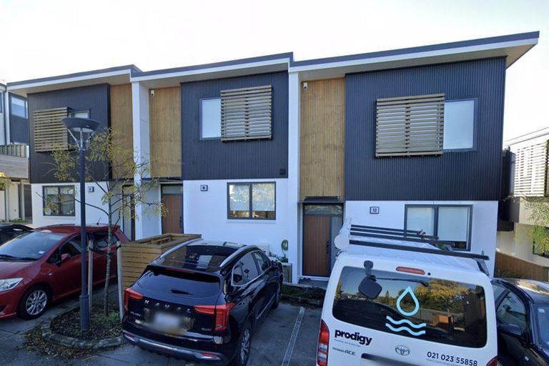 Photo of property in 12 Mokopiko Court, Beach Haven, Auckland, 0626
