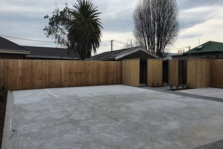 Photo of property in 4/12 Burke Street, Addington, Christchurch, 8024