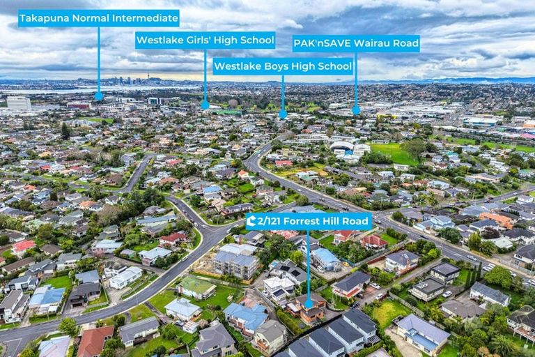 Photo of property in 2/121 Forrest Hill Road, Forrest Hill, Auckland, 0620