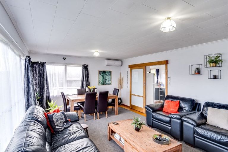 Photo of property in 14 Leicester Avenue, Tamatea, Napier, 4112