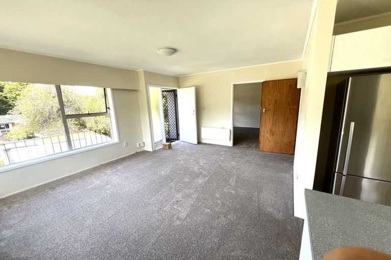 Photo of property in 12 Coubray Place, Botany Downs, Auckland, 2010