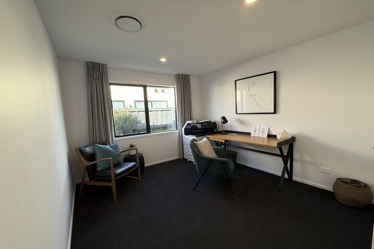 Photo of property in 23 Finstock Way, Rolleston, 7614