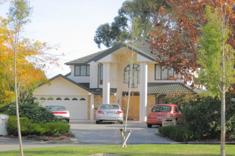 Photo of property in 22 Swanleigh Place, Ilam, Christchurch, 8041