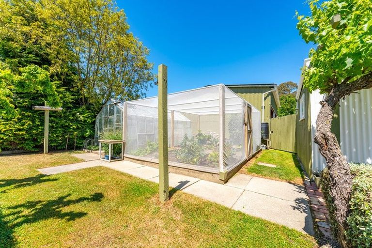Photo of property in 230 Timaru - Temuka Highway, Levels, Timaru, 7973