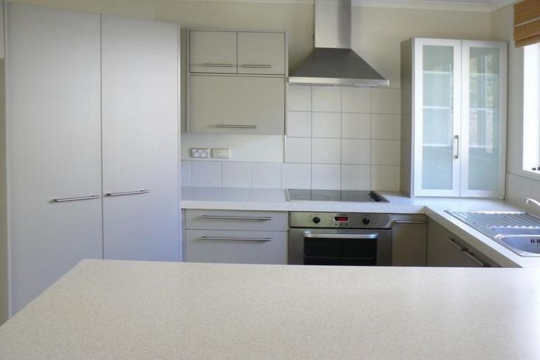 Photo of property in 12 Lomas Way, Albany, Auckland, 0632