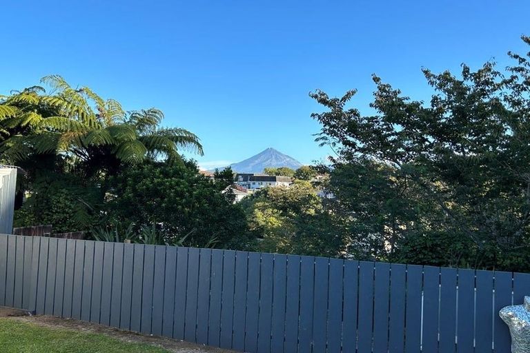 Photo of property in 44 Waimea Street, Westown, New Plymouth, 4310