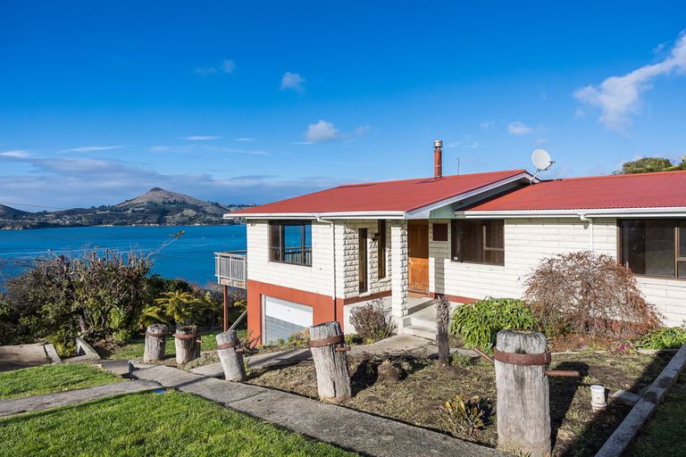 Photo of property in 5 Burns Street, Port Chalmers, 9023