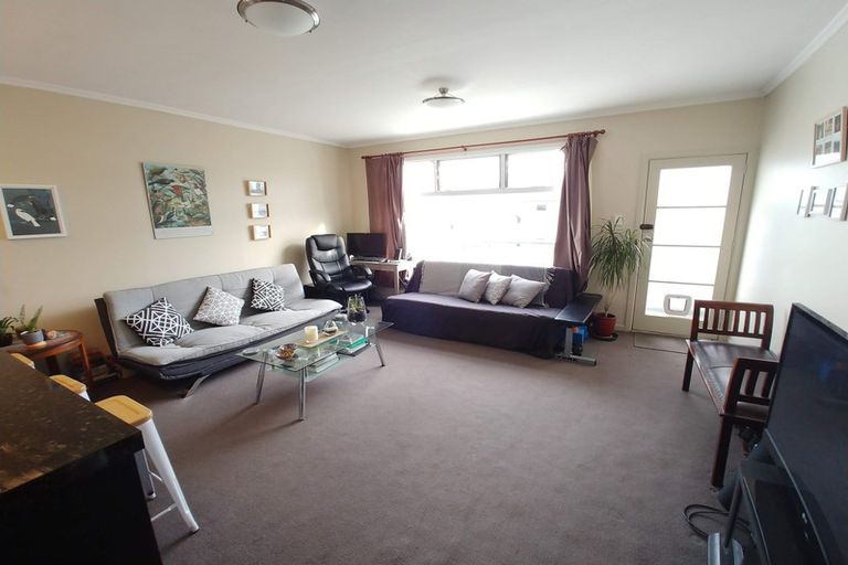 Photo of property in 2/51 Austin Street, Mount Victoria, Wellington, 6011