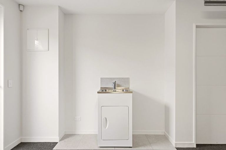Photo of property in 132 Edgeware Road, St Albans, Christchurch, 8014