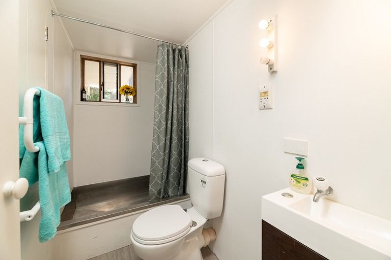 Photo of property in 1a Pacific View Road, Papamoa Beach, Papamoa, 3118