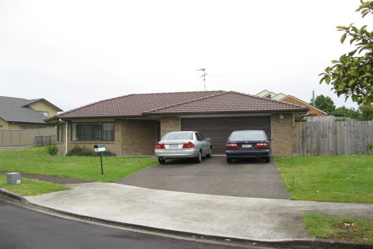 Photo of property in 7 Beverage Place, Rosehill, Papakura, 2113
